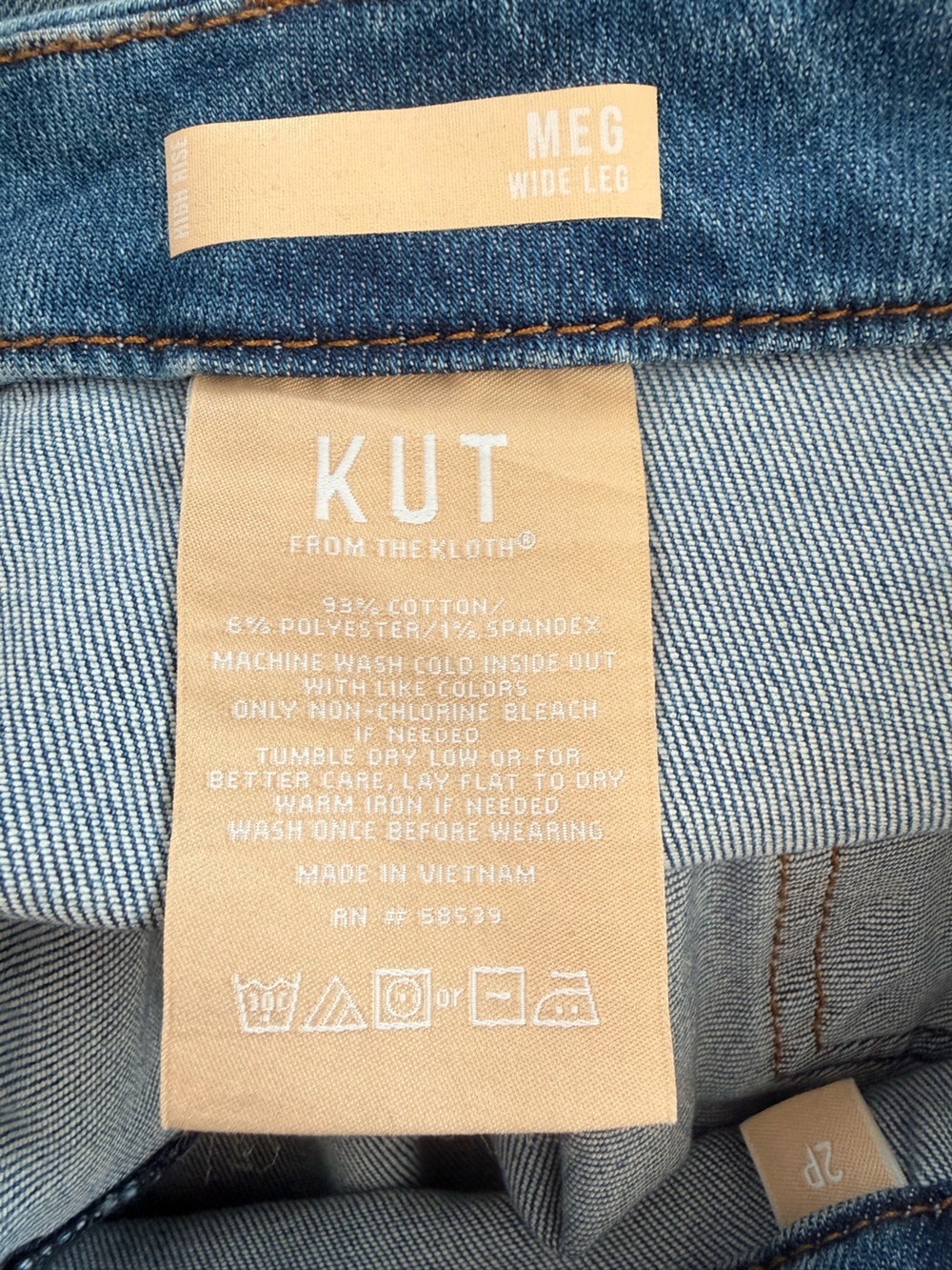 Kut From The Kloth Meg High Rise Wide Leg Patch Pocket Denim Jeans NWT Size 2P - Picture 9 of 9